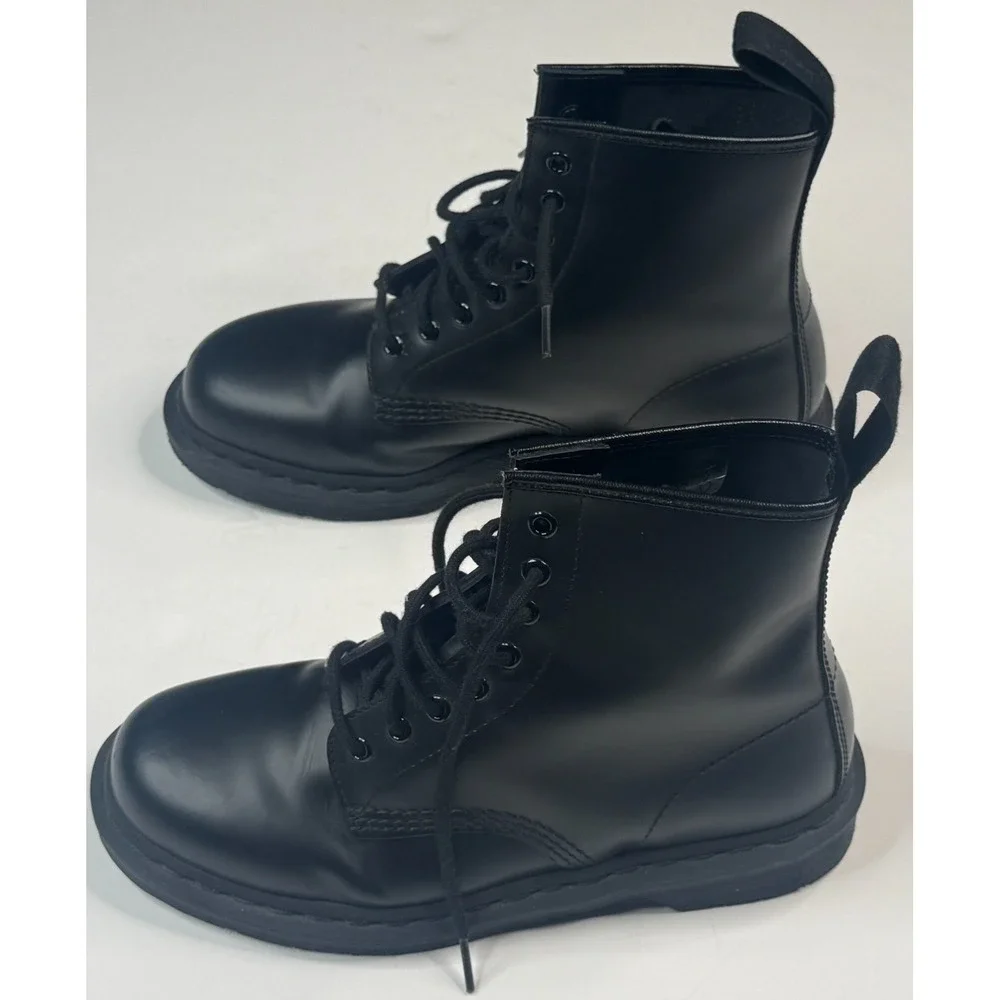 Dr.‎ Martens 1460 Mono Men's Black Mono Smooth Lace Up Boots Size 8M
